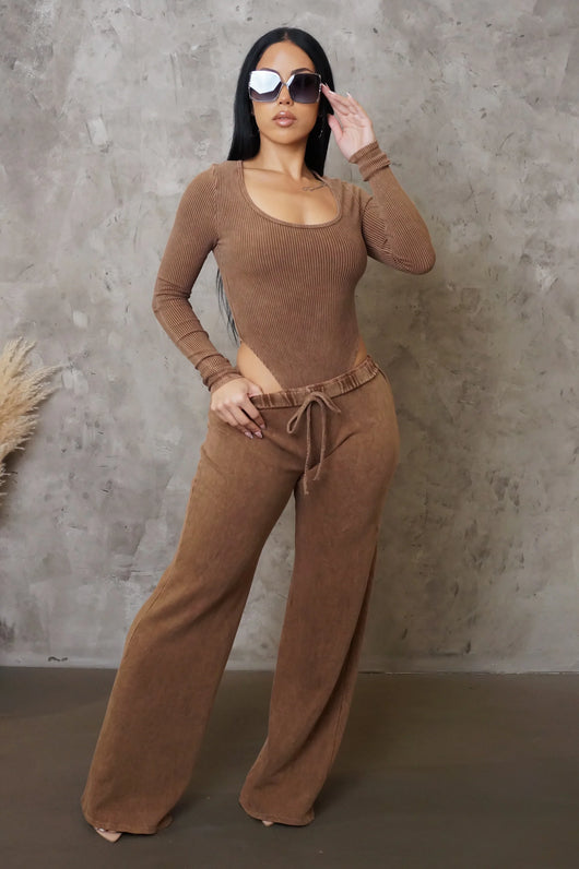 Exclusive Pant Set - Brown